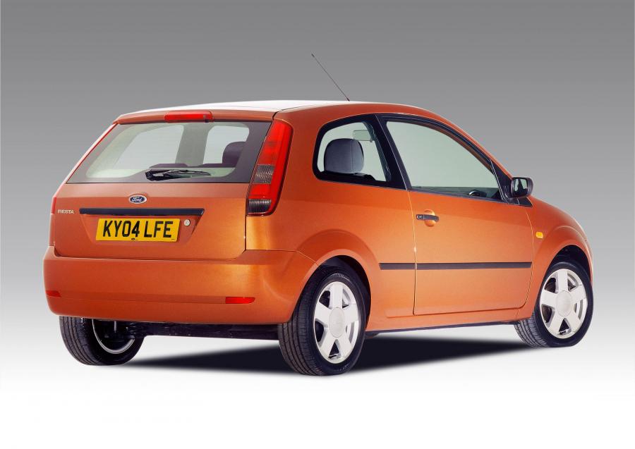  Ford Fiesta 2003 года  (фото 58 из 142)